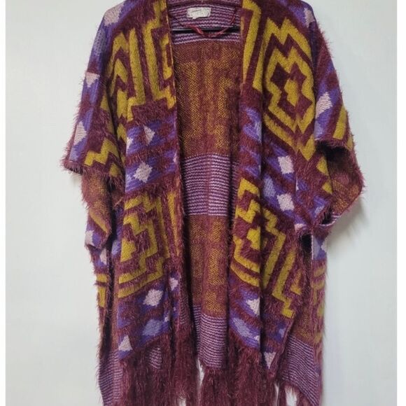 New Free People Diamondback Sweater Soft Knit
Kimono Fringed one size - Picture 4 of 6